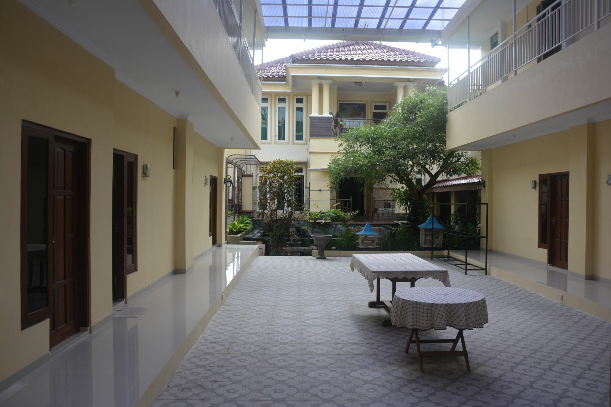 Puri Sagopi Guest House Maguwo Exterior photo